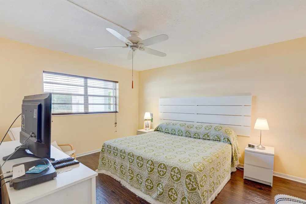 5401 NW 2nd Avenue #TWO Boca Raton, FL 33487