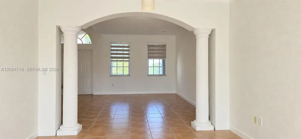3670 SW 154th Ct Miami, FL 33185