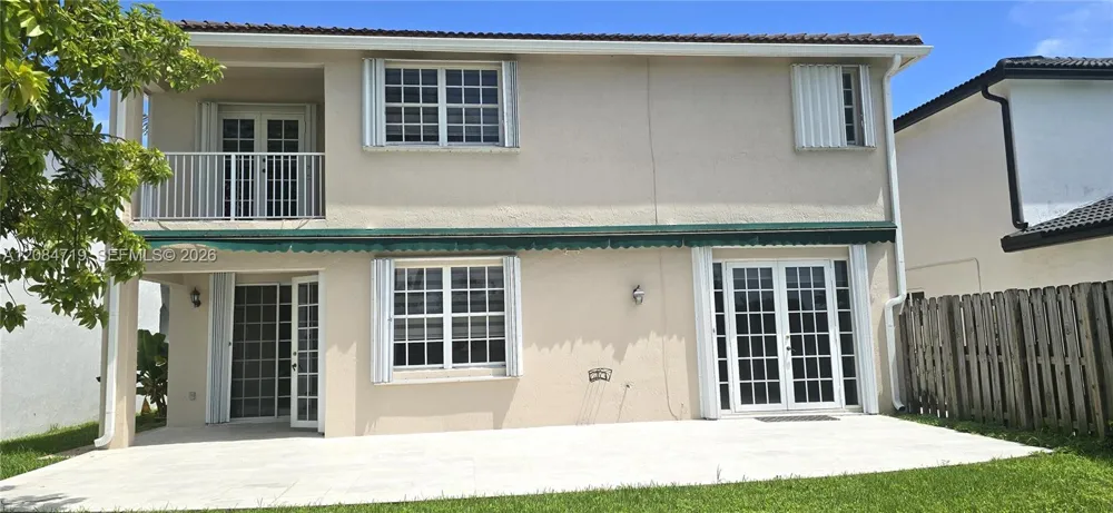 3670 SW 154th Ct Miami, FL 33185