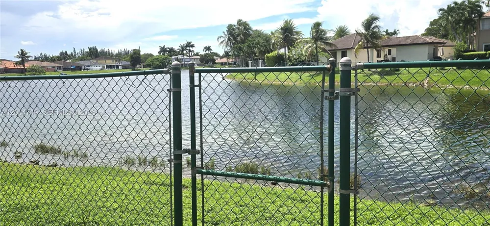 3670 SW 154th Ct Miami, FL 33185