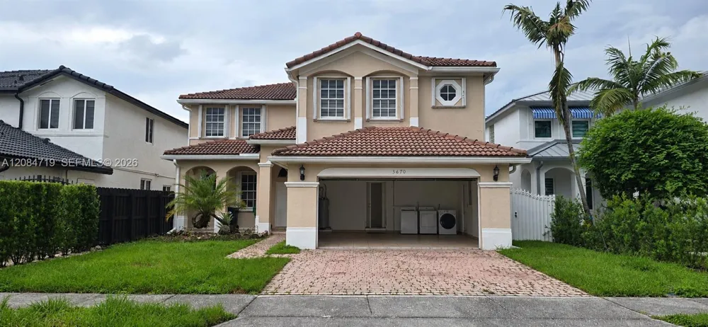 3670 SW 154th Ct Miami, FL 33185