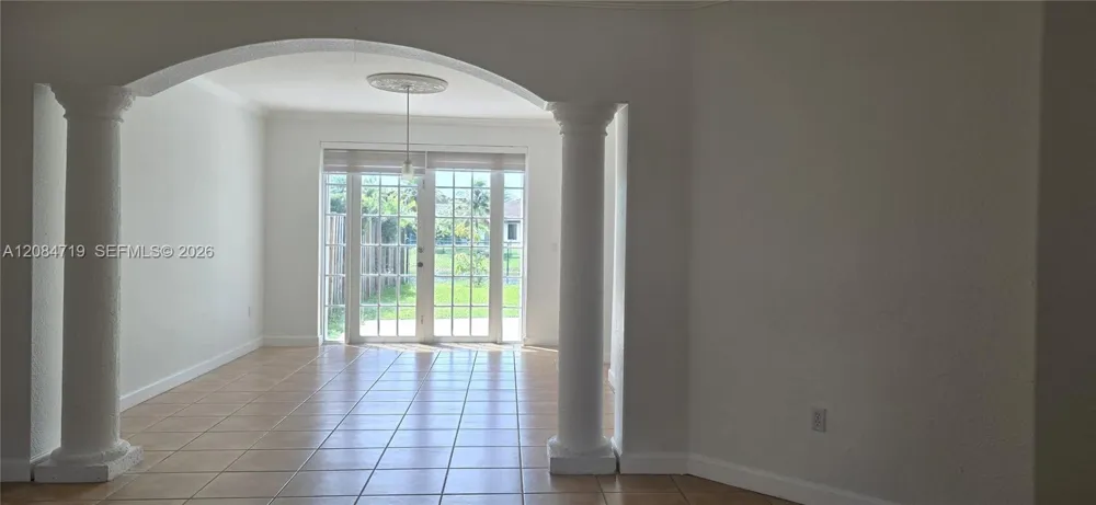 3670 SW 154th Ct Miami, FL 33185