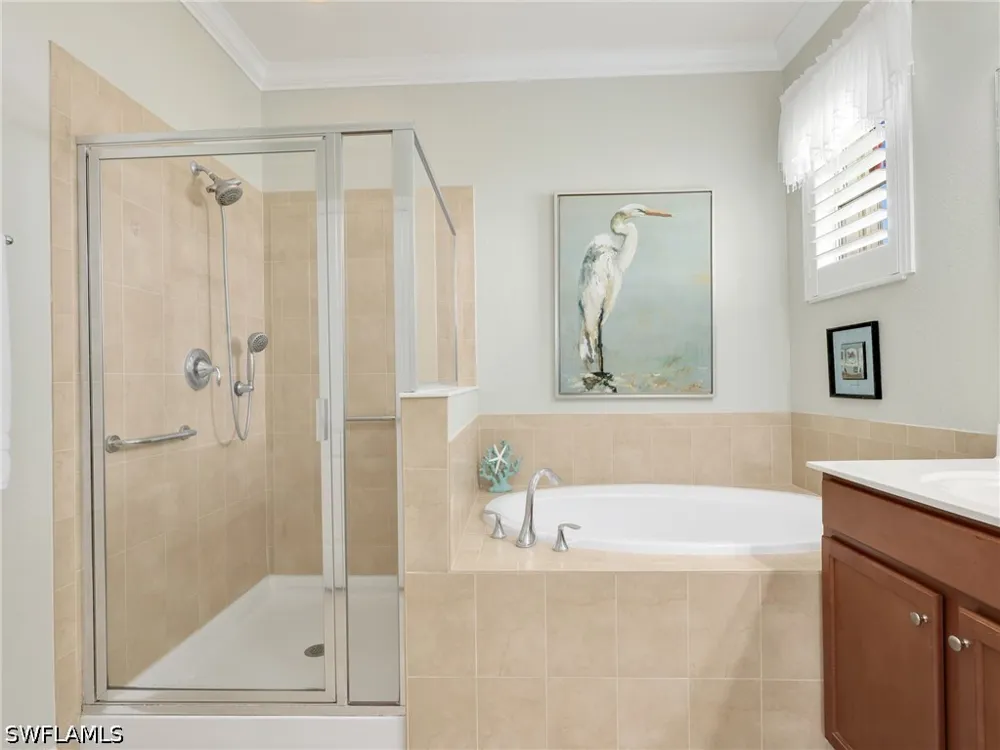 Fern Lake Court Naples, FL 34114