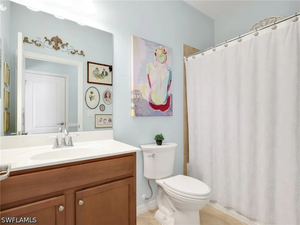 Fern Lake Court Naples, FL 34114