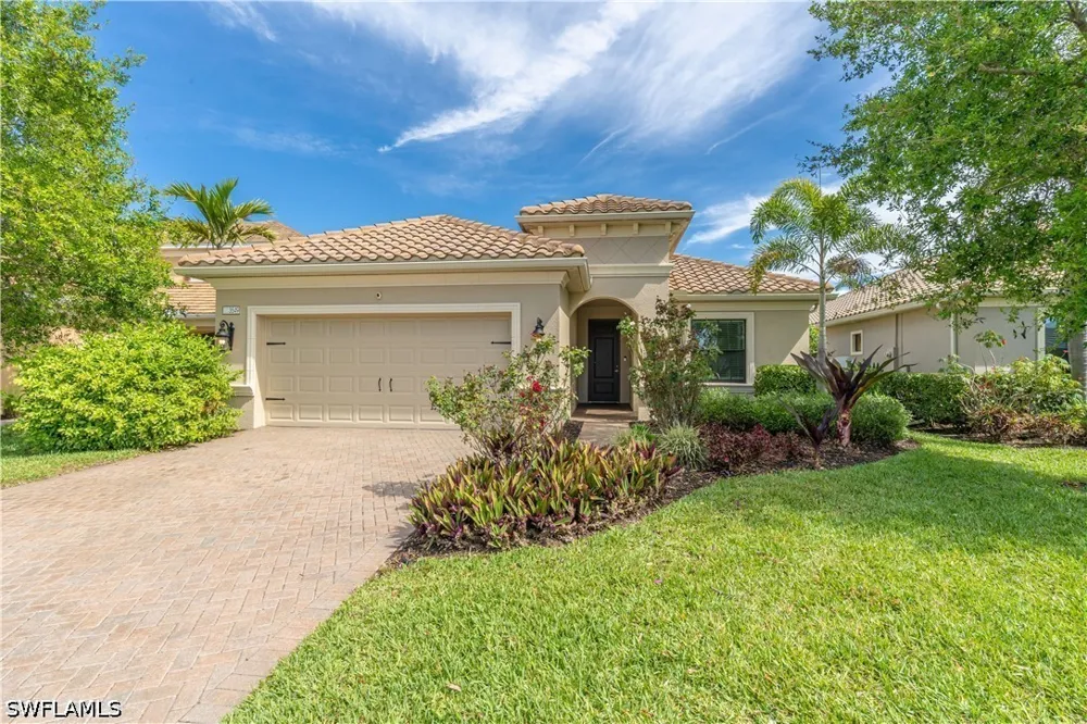 Canopy Circle Naples, FL 34120