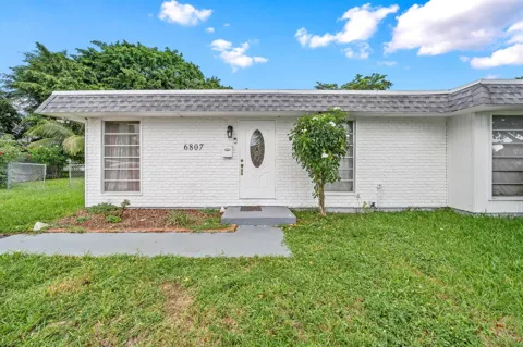 6807 NW 80TH COURT