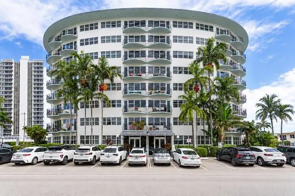 3250 NE 28th Street #305 Fort Lauderdale, FL 33308