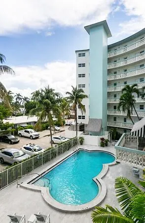 3250 NE 28th Street #305 Fort Lauderdale, FL 33308