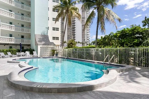 3250 NE 28th Street #305 Fort Lauderdale, FL 33308