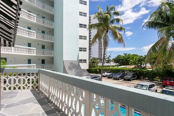 3250 NE 28th Street #305 Fort Lauderdale, FL 33308
