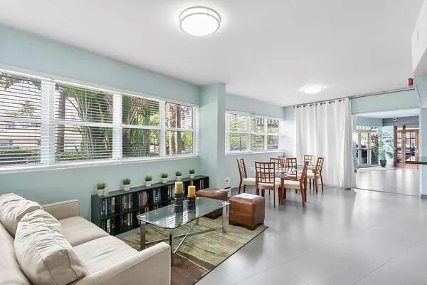 3250 NE 28th Street #305 Fort Lauderdale, FL 33308