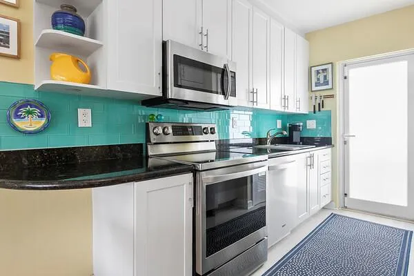 3250 NE 28th Street #305 Fort Lauderdale, FL 33308