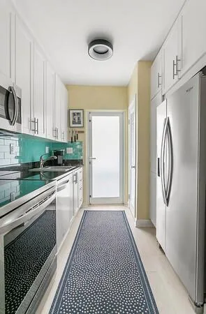 3250 NE 28th Street #305 Fort Lauderdale, FL 33308