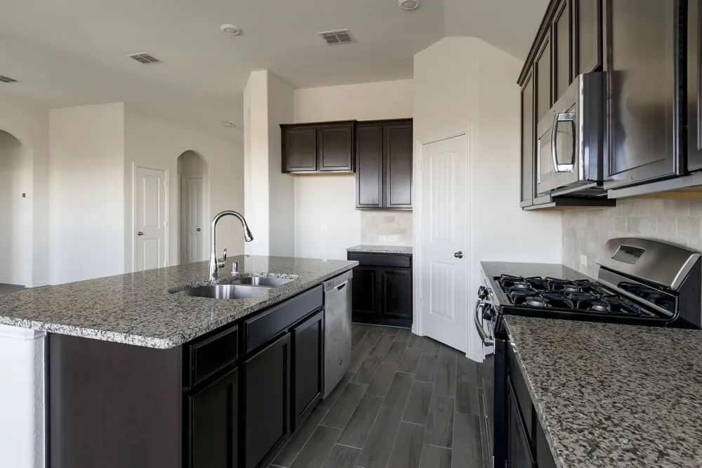 6225 Sutton Fields Trail Aubrey, TX 76227