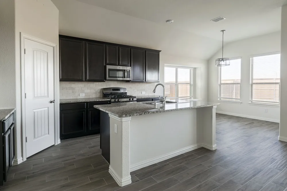 6225 Sutton Fields Trail Aubrey, TX 76227