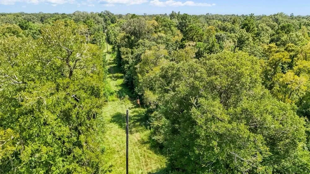 1100 Cr 2306 Cleveland, TX 77327