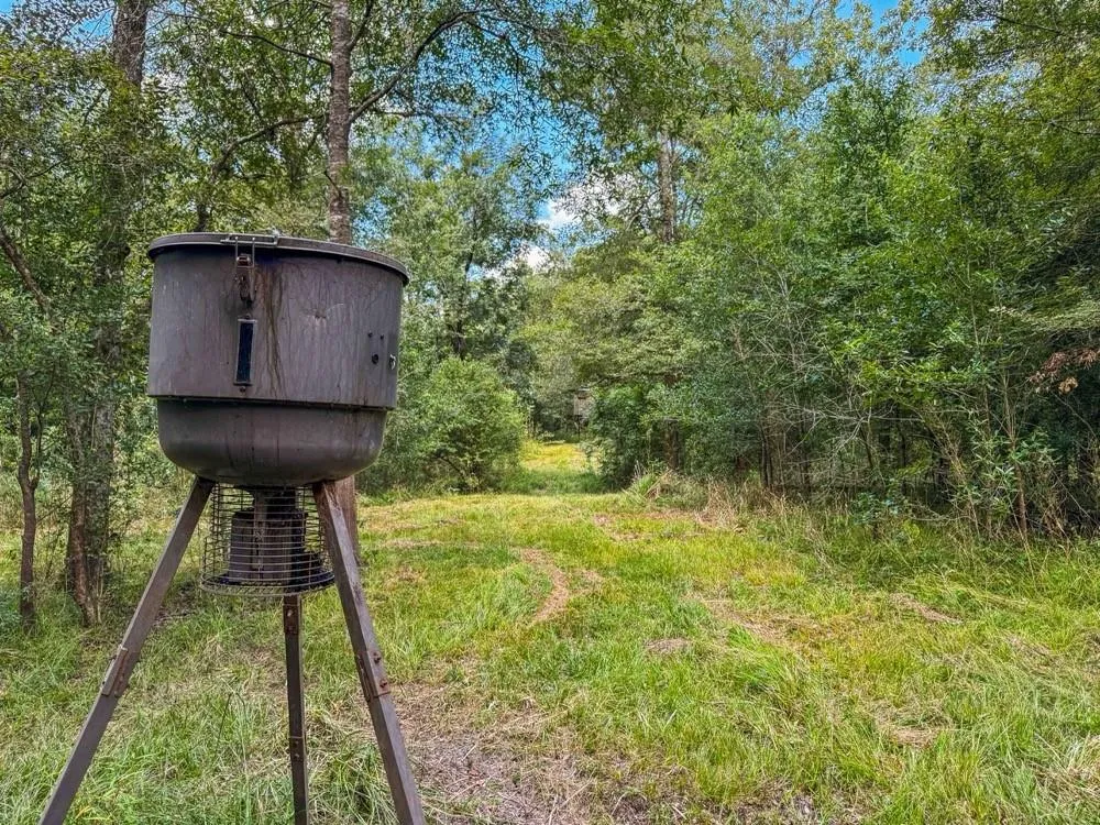 1100 Cr 2306 Cleveland, TX 77327