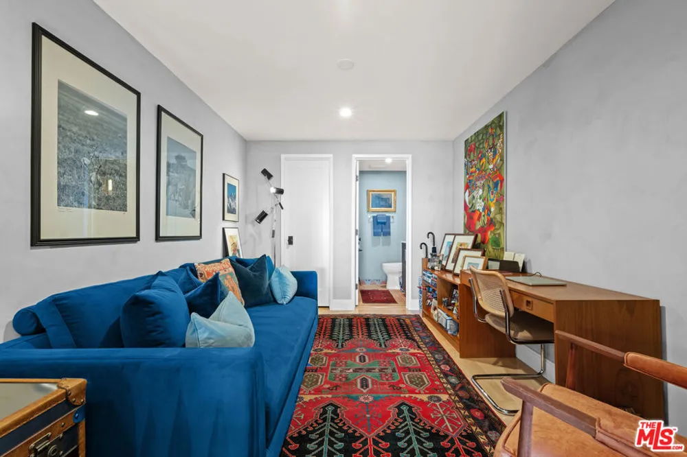 321 Oakhurst Drive #601 Beverly Hills, CA 90210