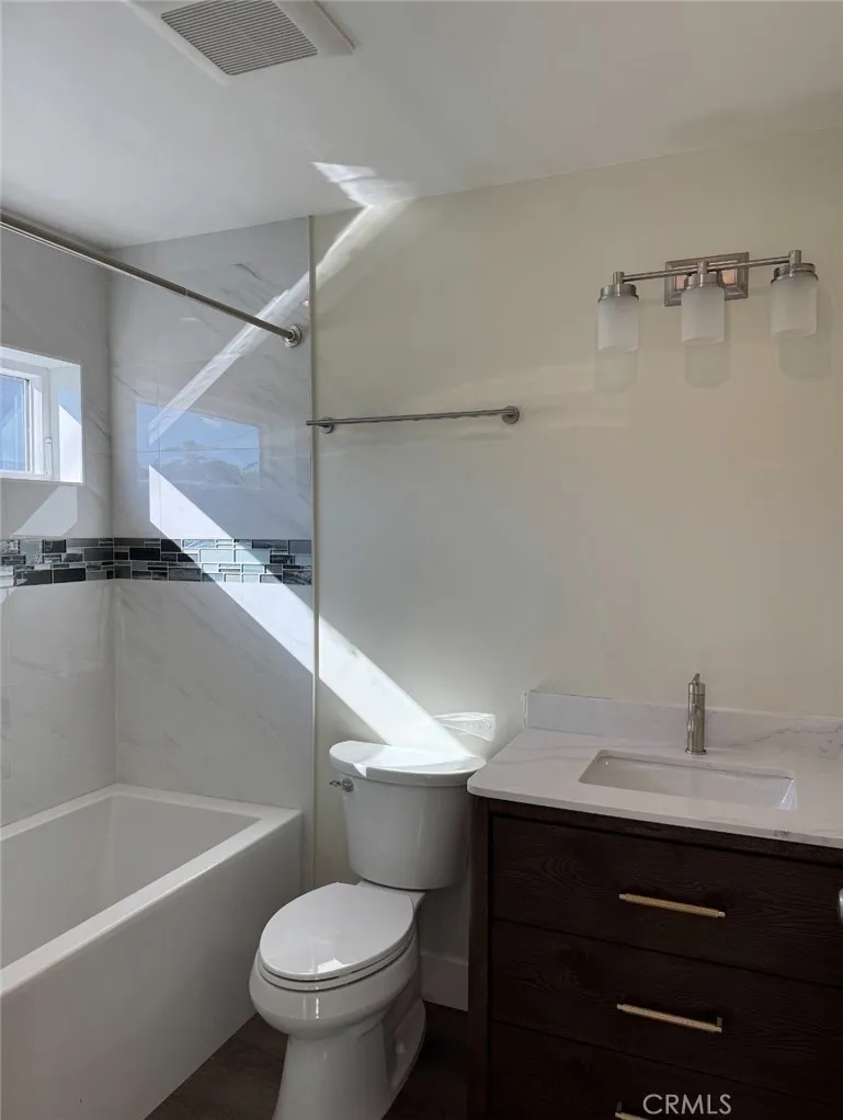 1319 Amapola Avenue Torrance, CA 90501