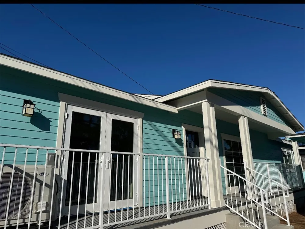 1319 Amapola Avenue Torrance, CA 90501