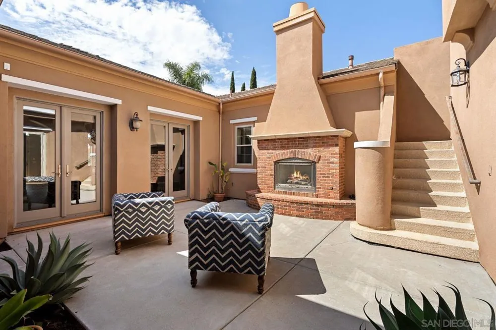 11423 Olive Knoll Court San Diego, CA 92131