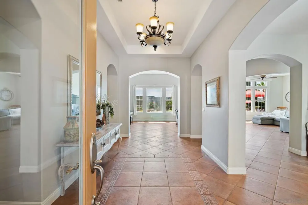 11423 Olive Knoll Court San Diego, CA 92131