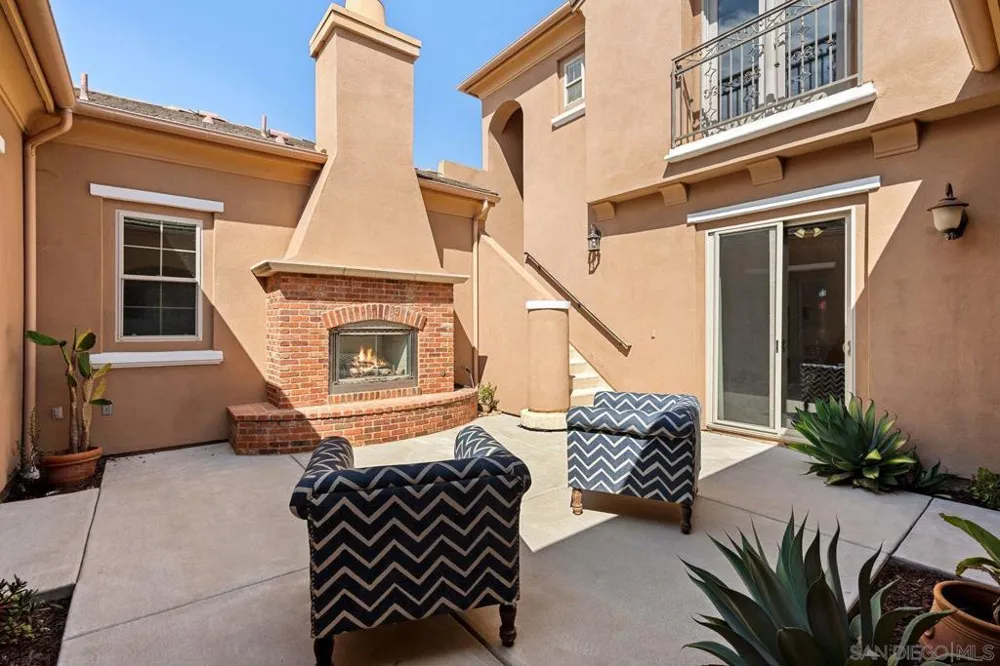 11423 Olive Knoll Court San Diego, CA 92131
