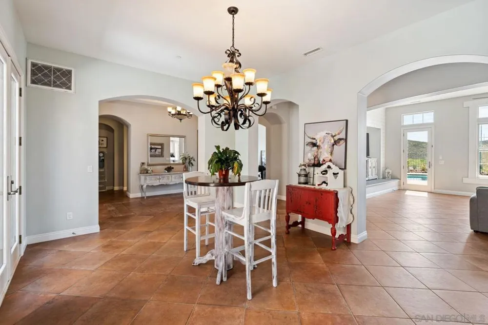11423 Olive Knoll Court San Diego, CA 92131