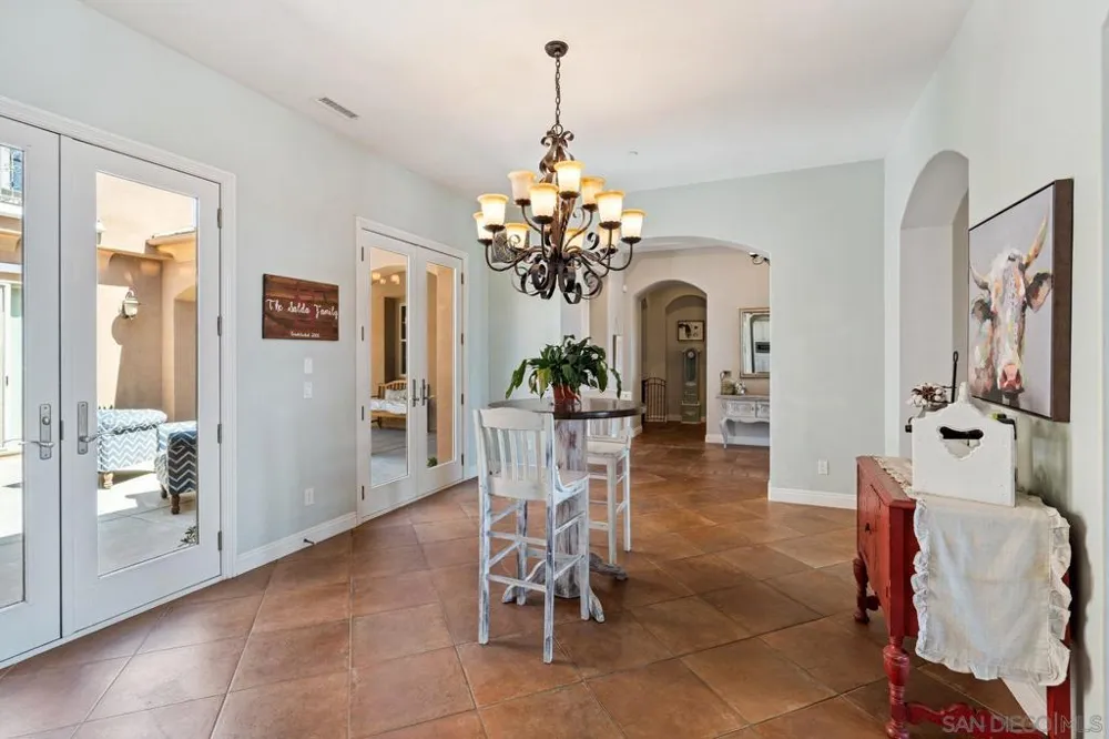 11423 Olive Knoll Court San Diego, CA 92131