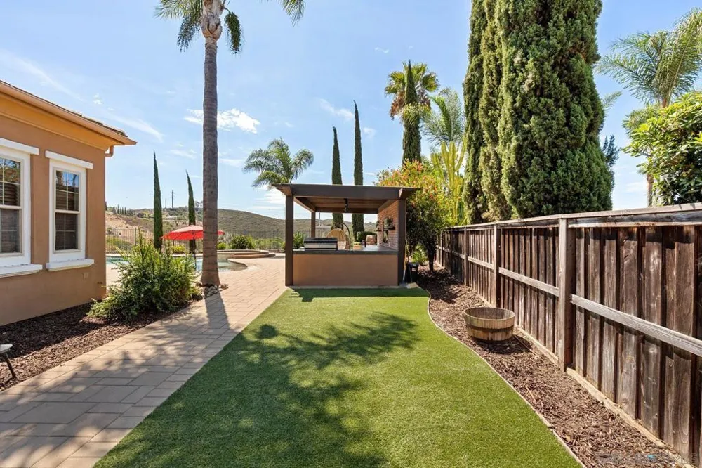 11423 Olive Knoll Court San Diego, CA 92131