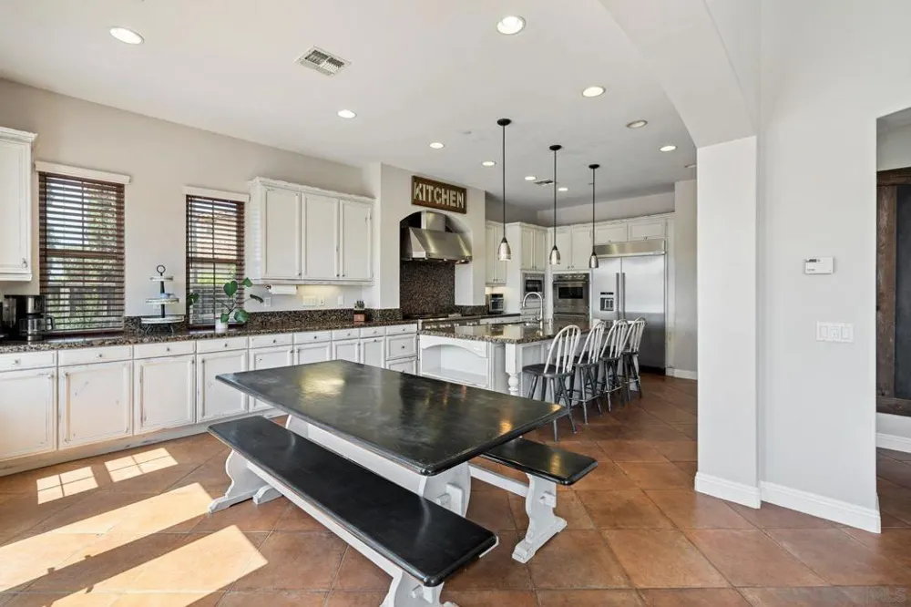 11423 Olive Knoll Court San Diego, CA 92131