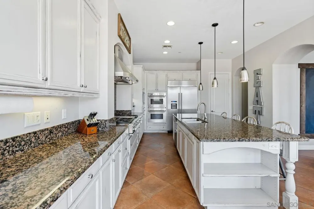 11423 Olive Knoll Court San Diego, CA 92131