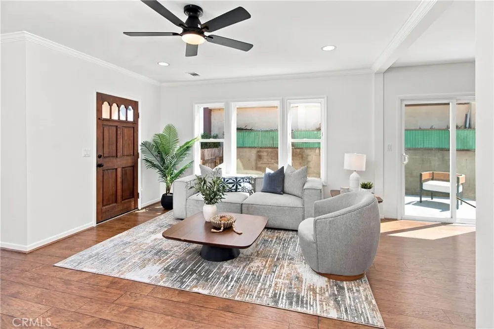 2207 Lamer Street Burbank, CA 91504