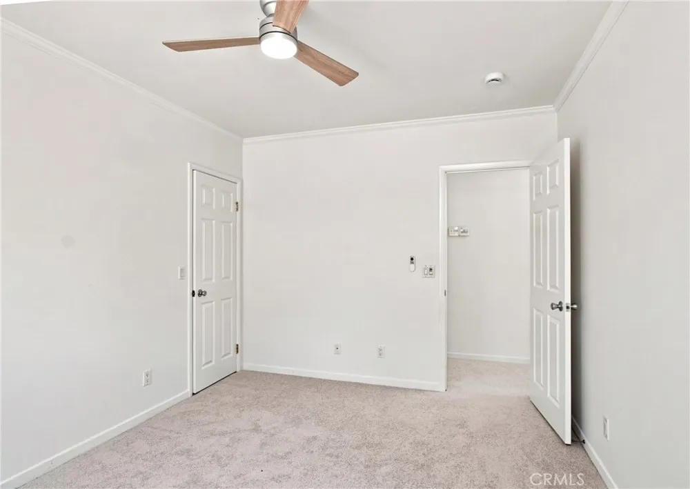 2207 Lamer Street Burbank, CA 91504