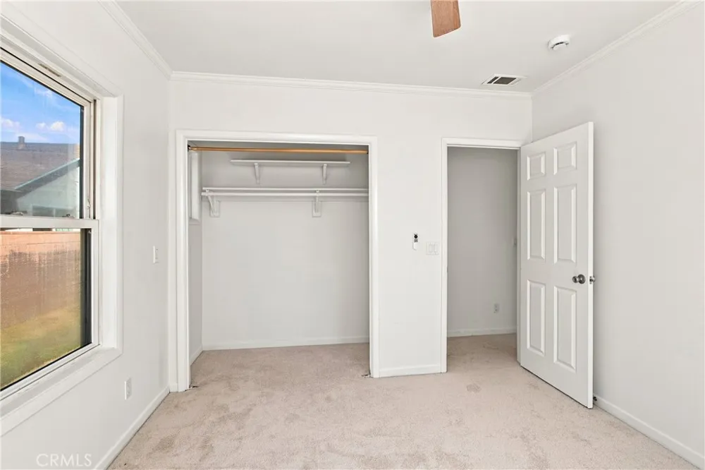 2207 Lamer Street Burbank, CA 91504