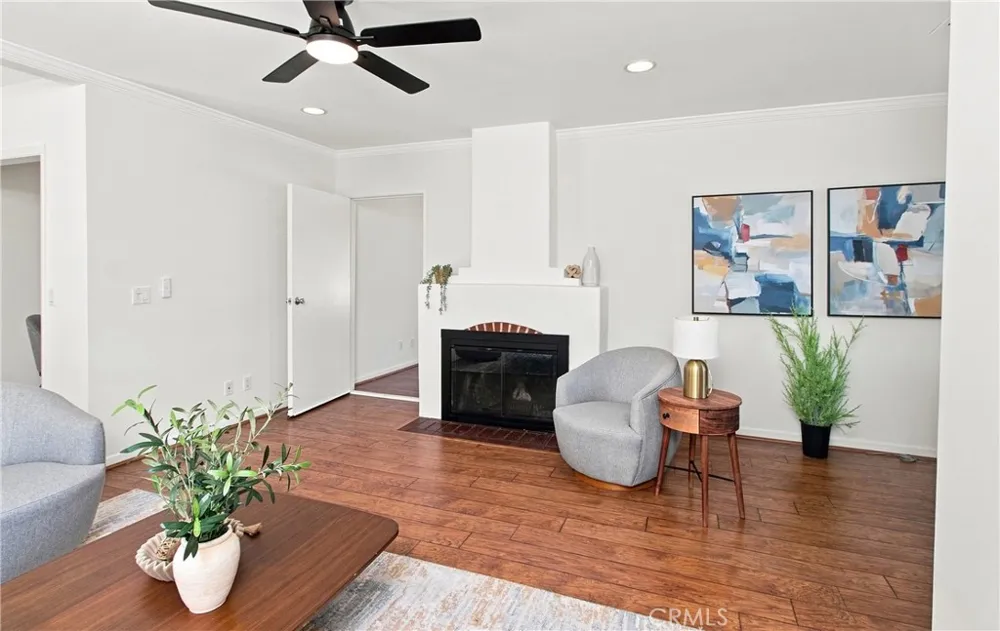 2207 Lamer Street Burbank, CA 91504