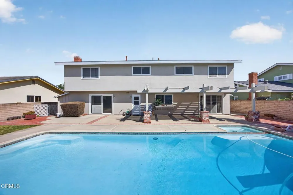 1594 Hobart Drive Camarillo, CA 93010