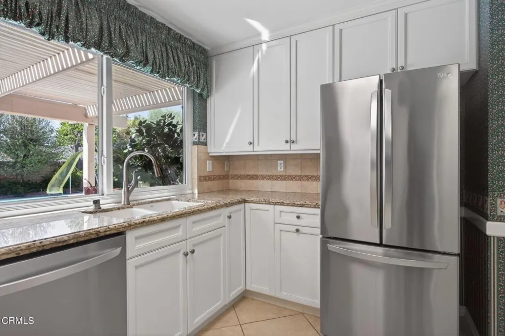 1594 Hobart Drive Camarillo, CA 93010