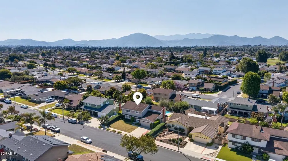1594 Hobart Drive Camarillo, CA 93010