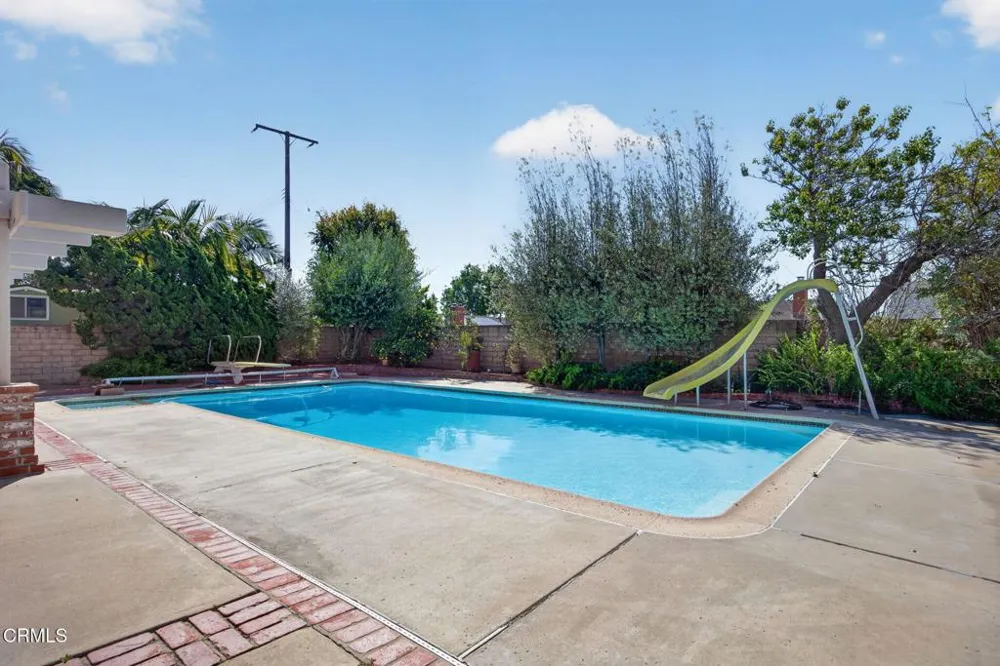 1594 Hobart Drive Camarillo, CA 93010
