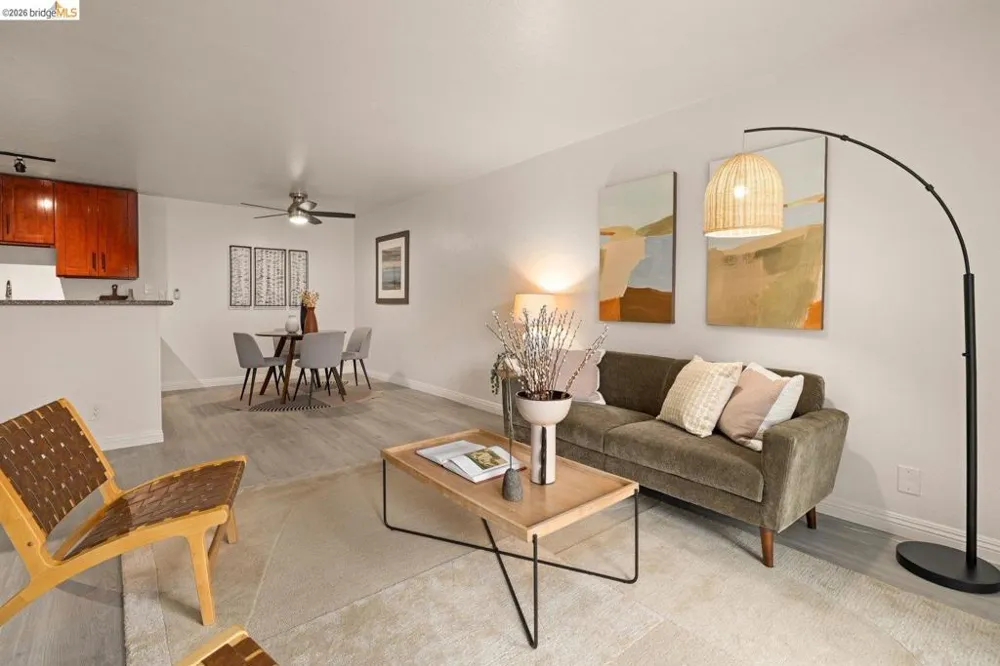 385 Jayne Ave #109 Oakland, CA 94610