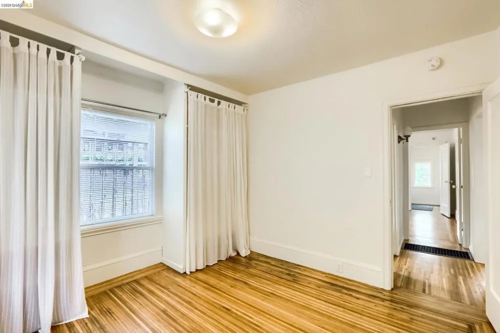 1265 Hopkins St Berkeley, CA 94702