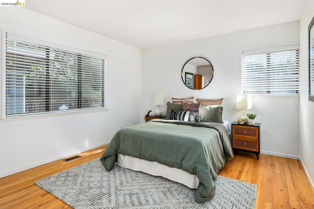 1265 Hopkins St Berkeley, CA 94702
