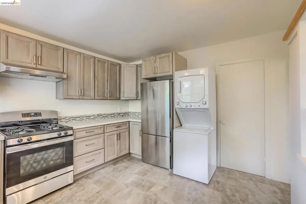 1265 Hopkins St Berkeley, CA 94702