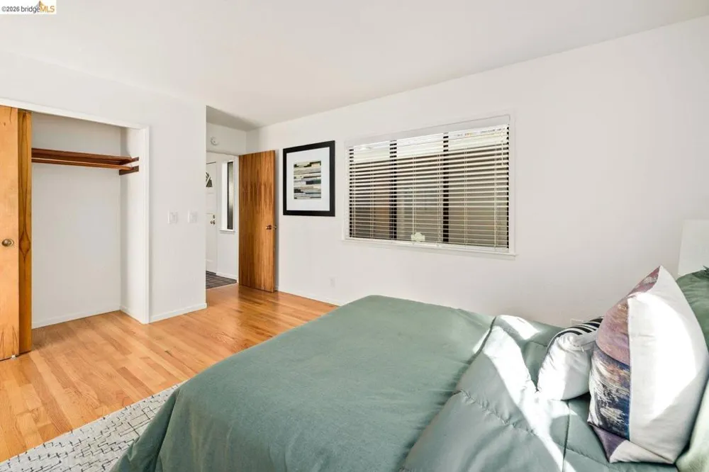 1265 Hopkins St Berkeley, CA 94702