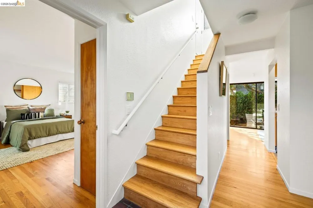 1265 Hopkins St Berkeley, CA 94702