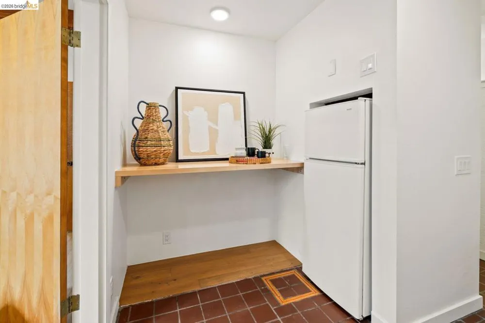 1269 Hopkins St Berkeley, CA 94702