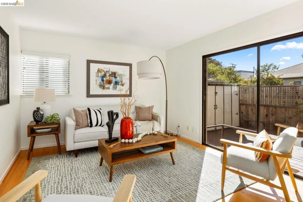 1269 Hopkins St Berkeley, CA 94702