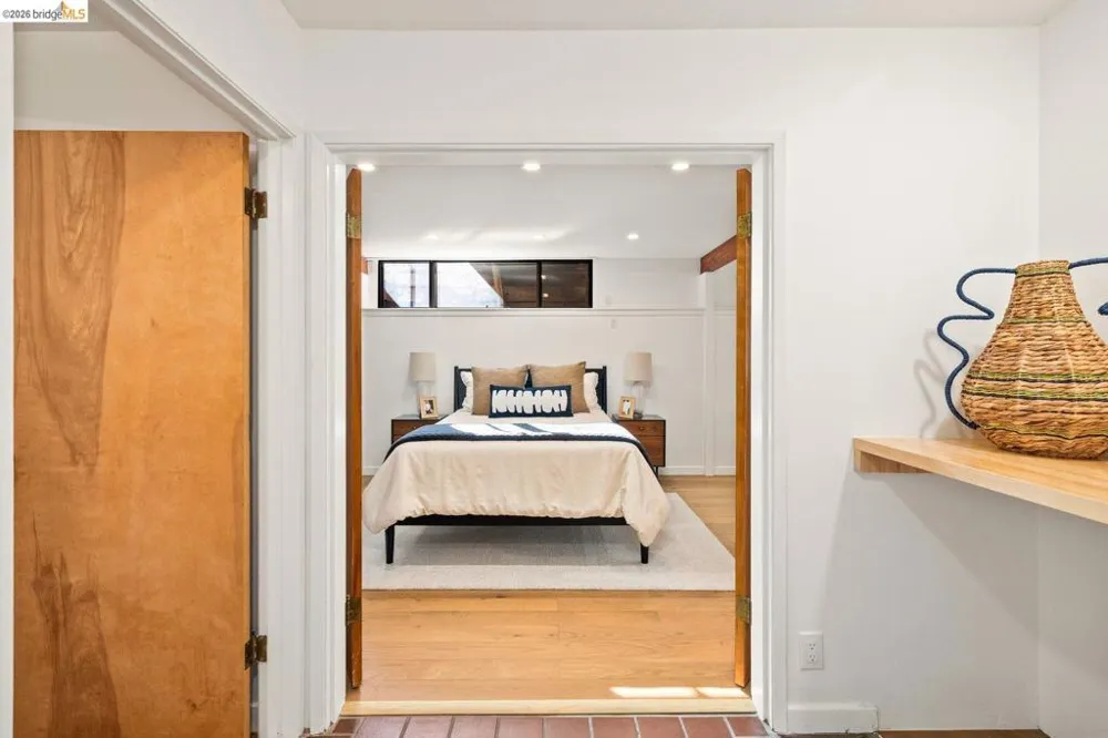 1269 Hopkins St Berkeley, CA 94702
