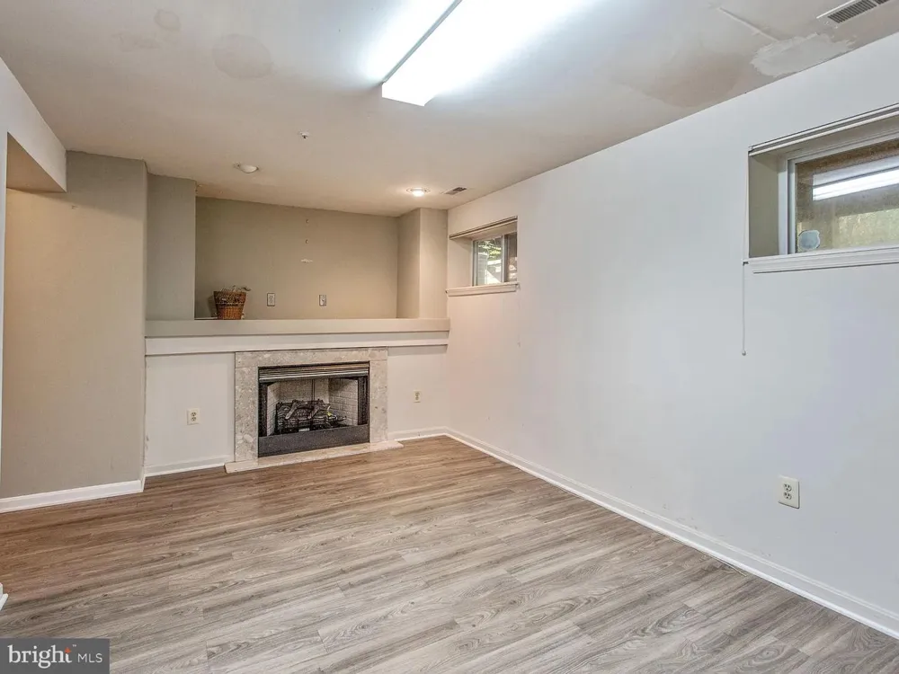 101 QUIET WATERS PLACE Annapolis, MD 21403